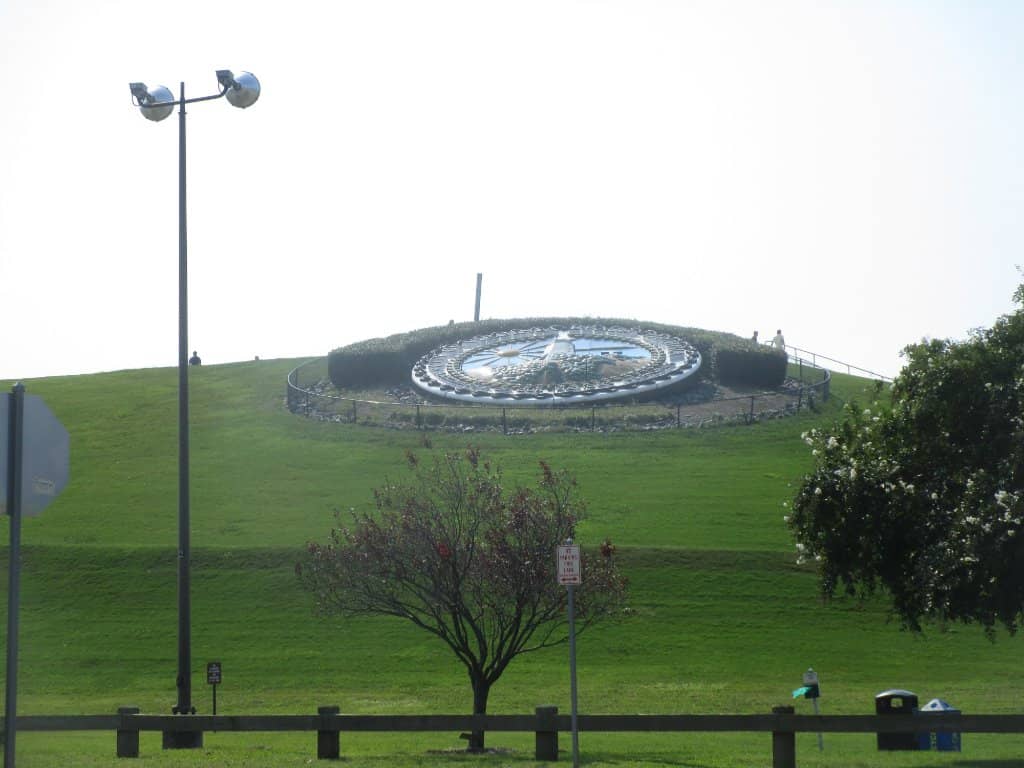 The Iconic 'Mountain'