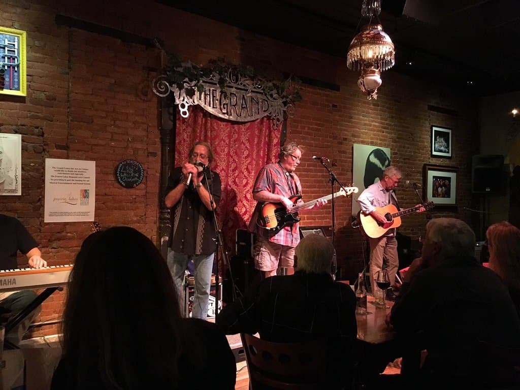 Found this great little spot by accident and just loved it! Music on Fridays and Saturdays, cash