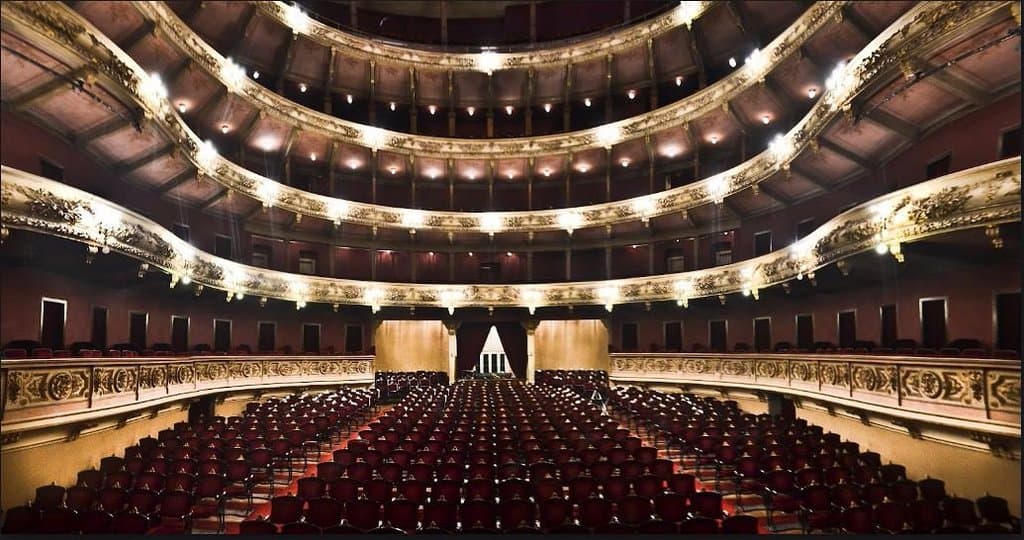 Sala La Opera Teatro El Circulo - Rosario Santa Fe