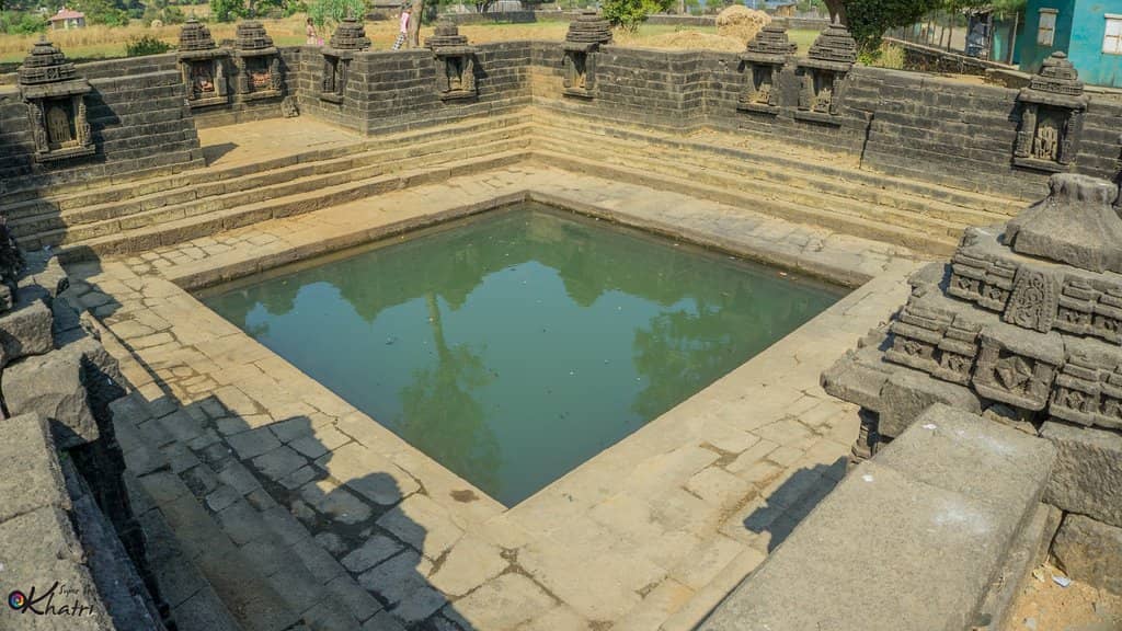 Hemadpanthi Architecture