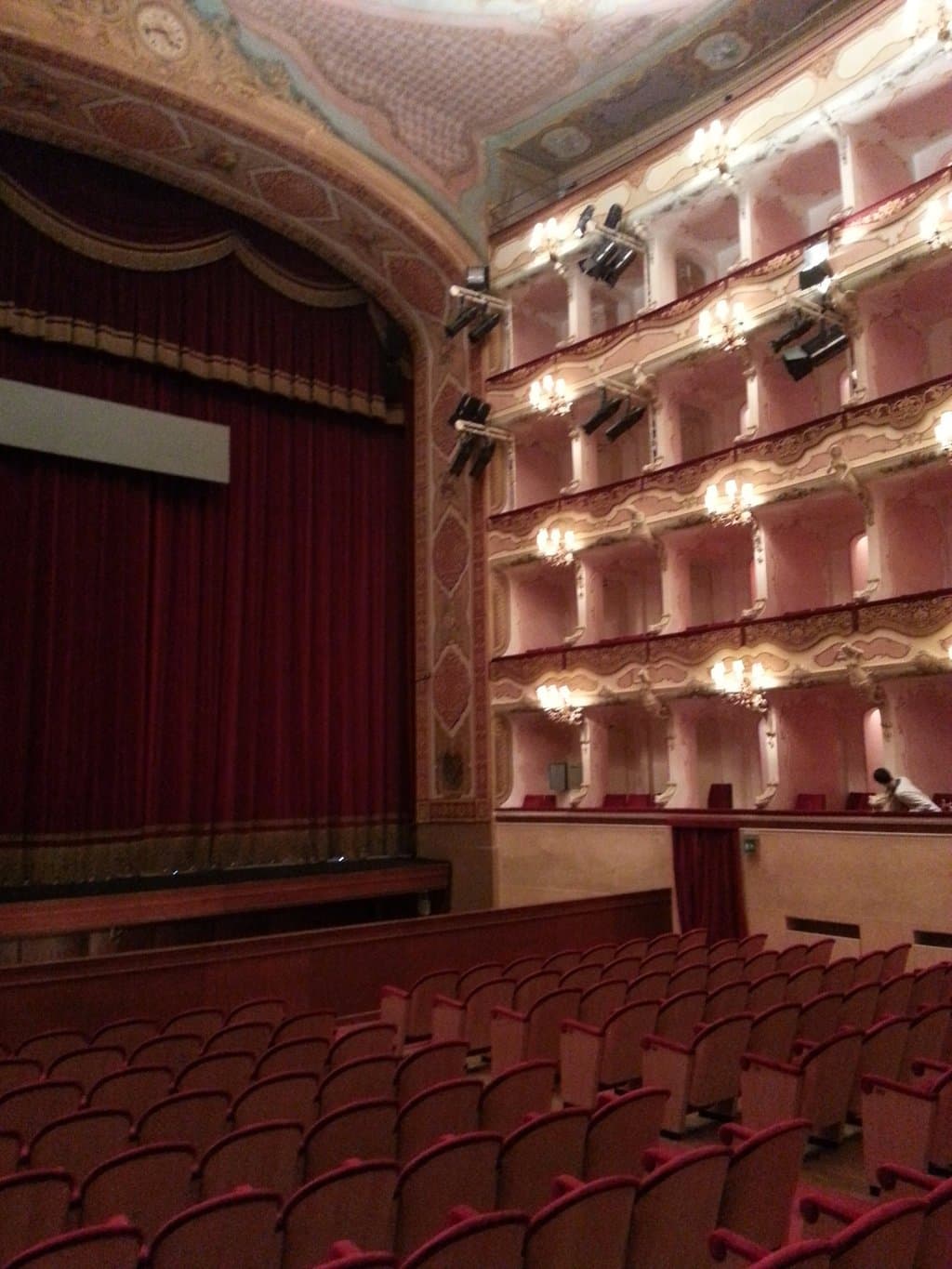 Platea e palcoscenico