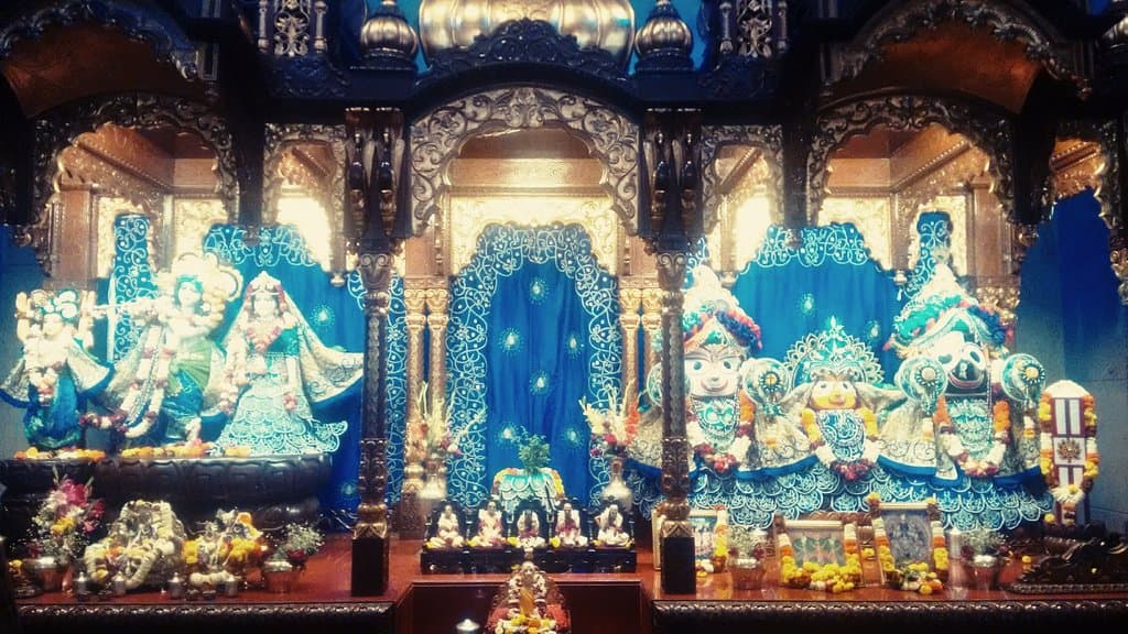 divine idols