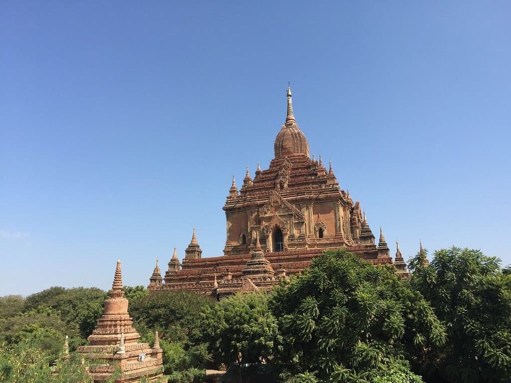 Htilominlo Temple