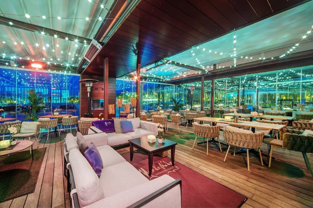 AREA LOUNGE MAR DE NUDOS