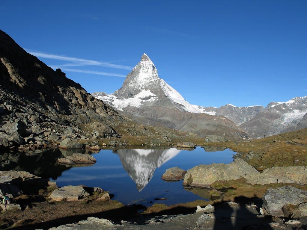 Ein Spiel von Farben und Formen: der Riffelsee als Foto-Paradies. - © Kurt Müller