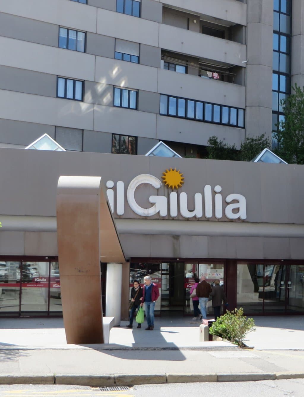 Ha diversi punti vendita eccellenti