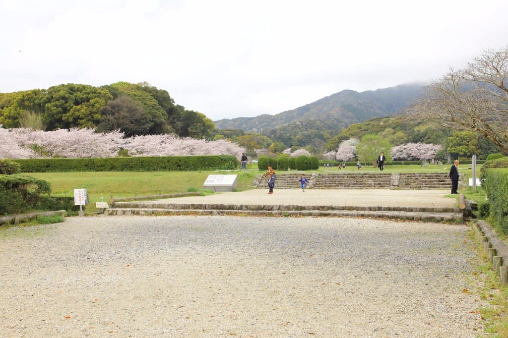 大宰府政庁跡入口