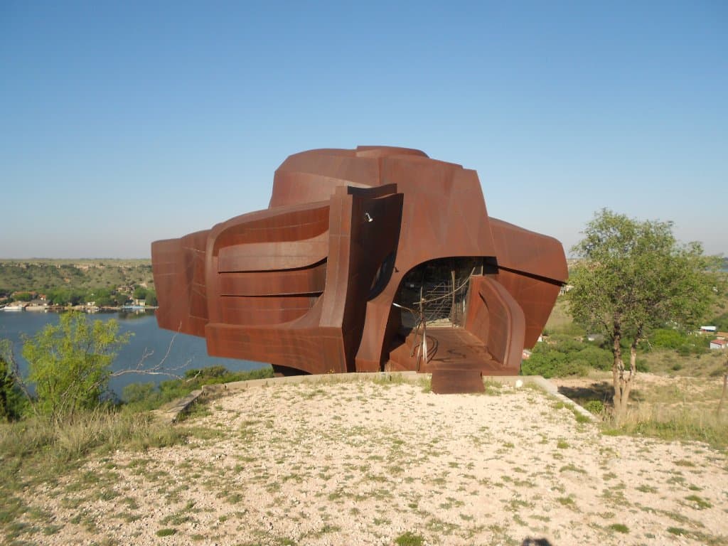 Bruno Steel house overlooking lake.