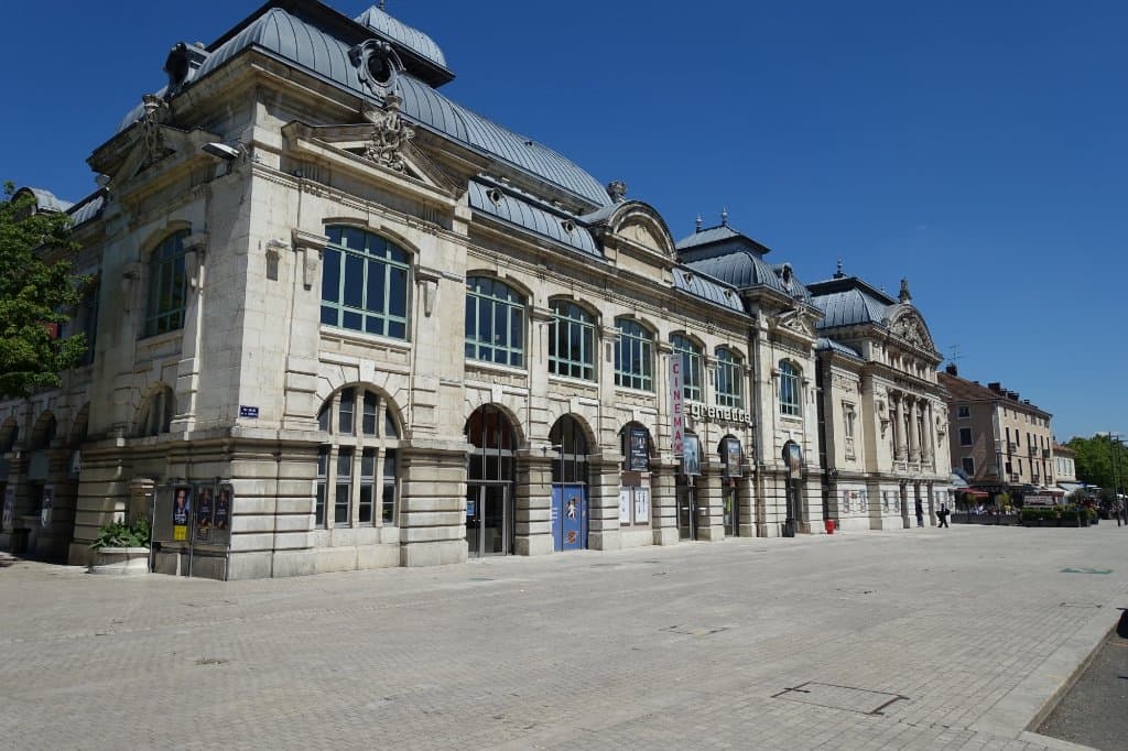 Hôtel de Ville & Place de l'Hôtel-de-Ville