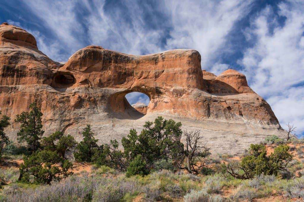 Tunnel Arch & Surroundings