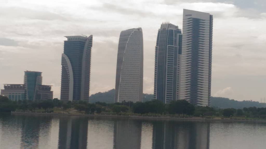 Bora Ombak Marina Putrajaya