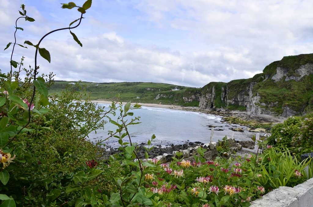 Proximity to White Park Bay