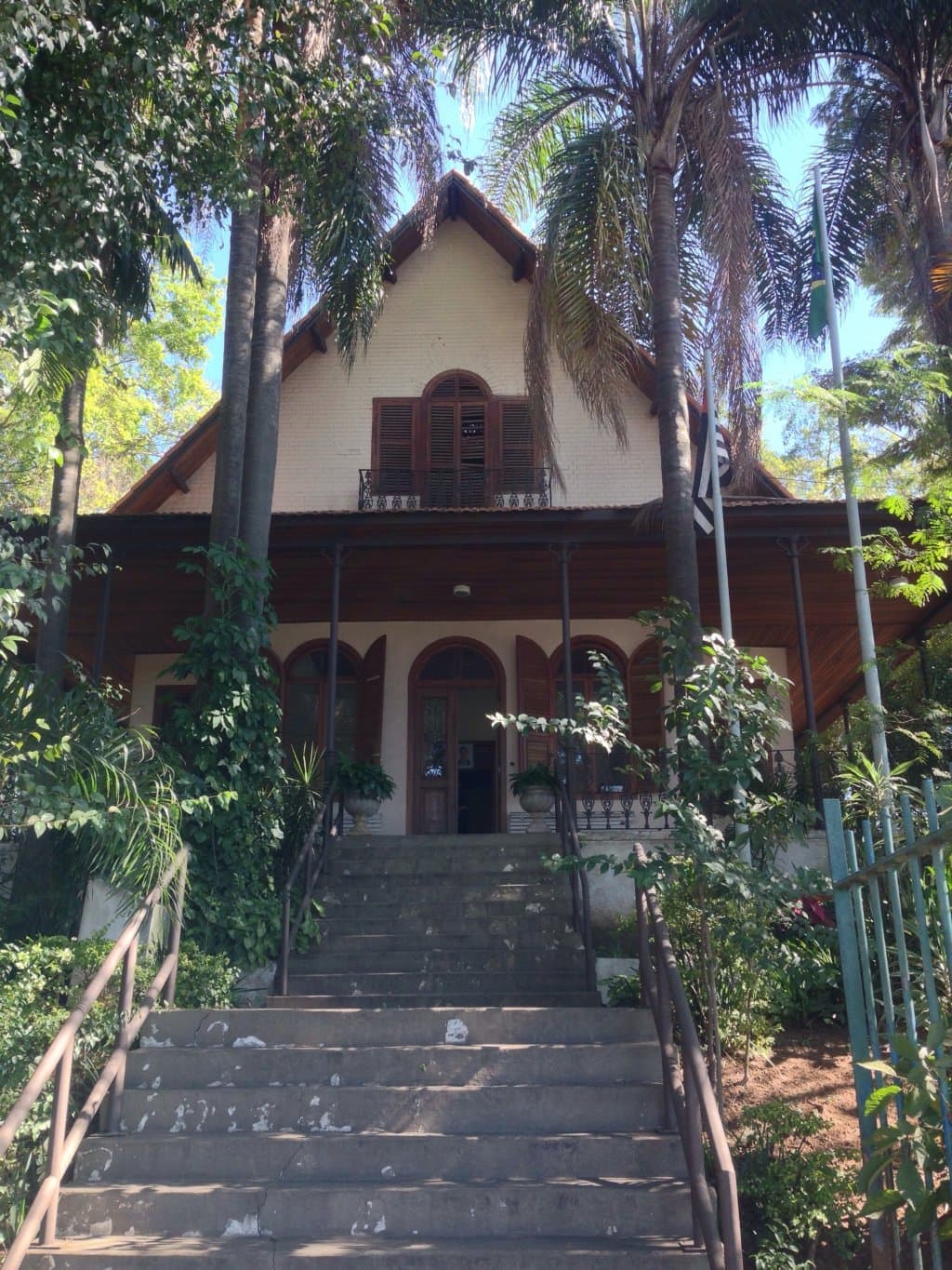 Museu Dimitri Sensaud de Lavaud Osasco Brazil