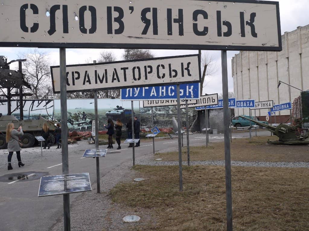 Immersive Multi-Wall Film