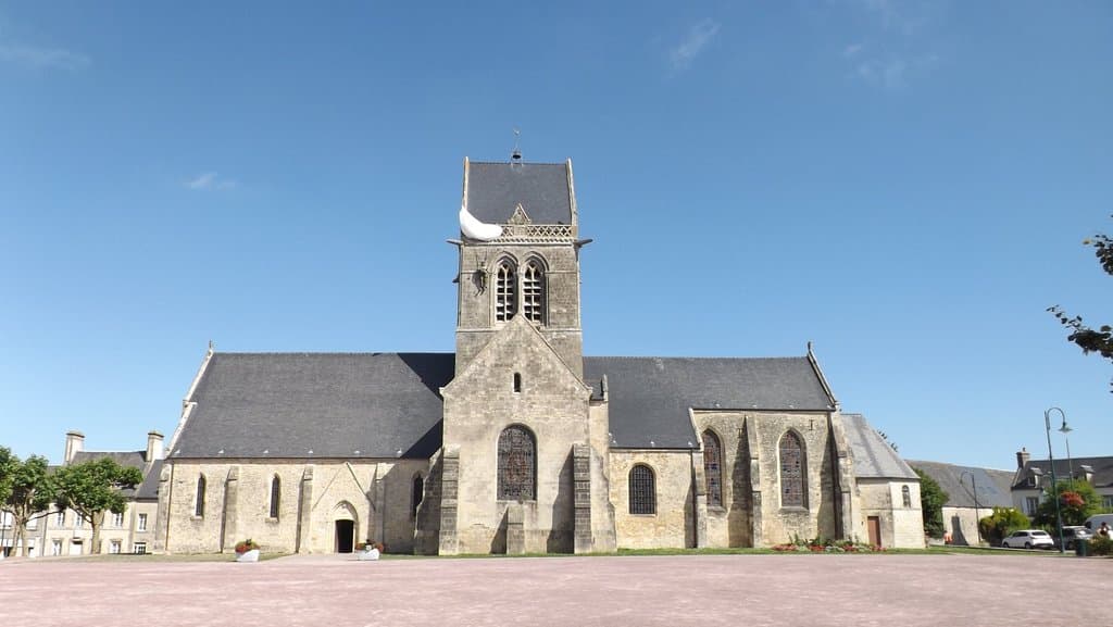 De kerk in het centrum.