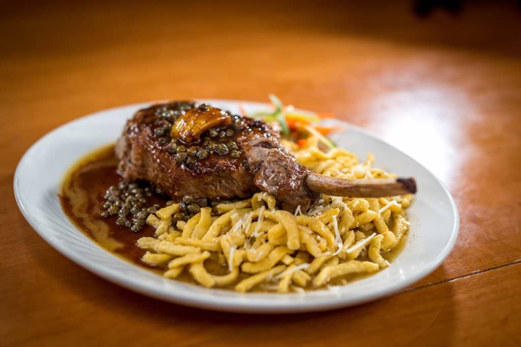 Diverse Menu with Global Twists