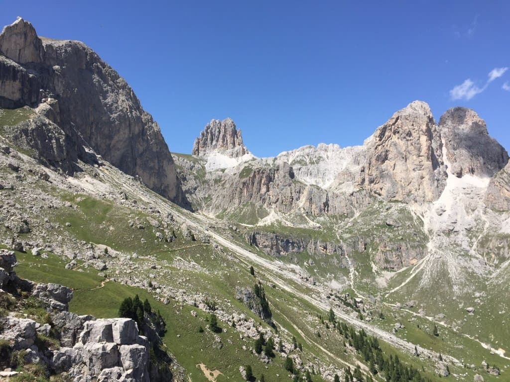 Alla Cima della Roda di Vael dal Rifugio Paolina