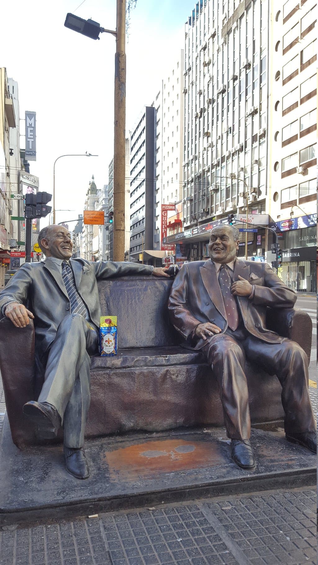 Estatua de Olmedo y Portales