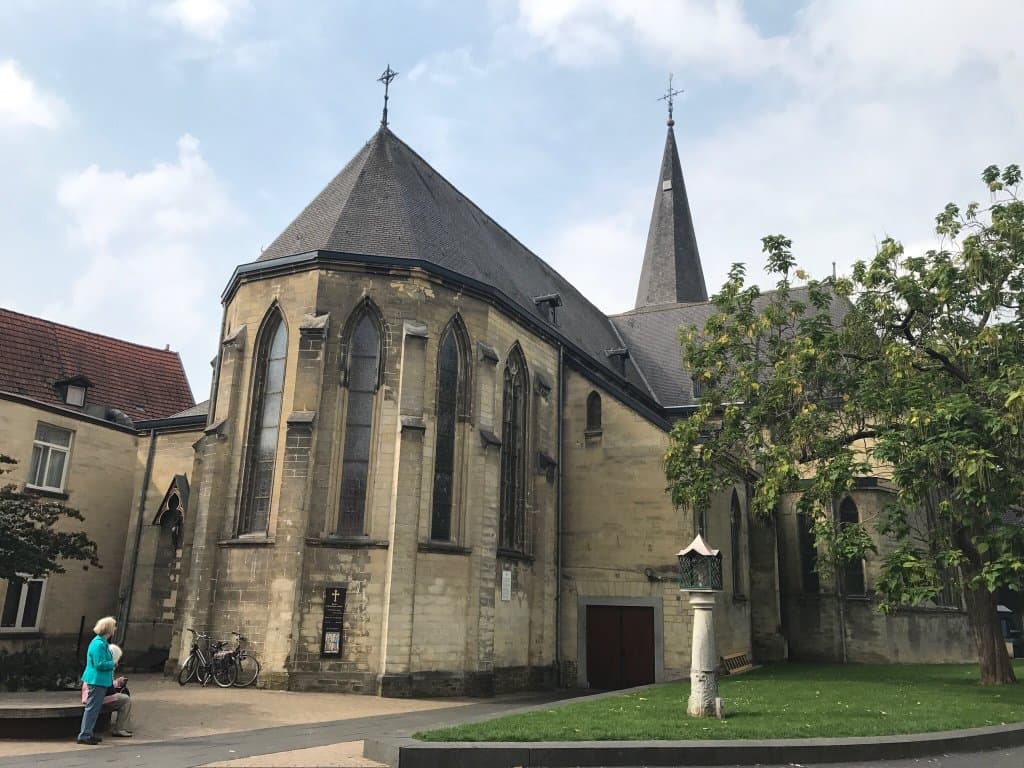 H.H. Nicolaas en Barbera kerk