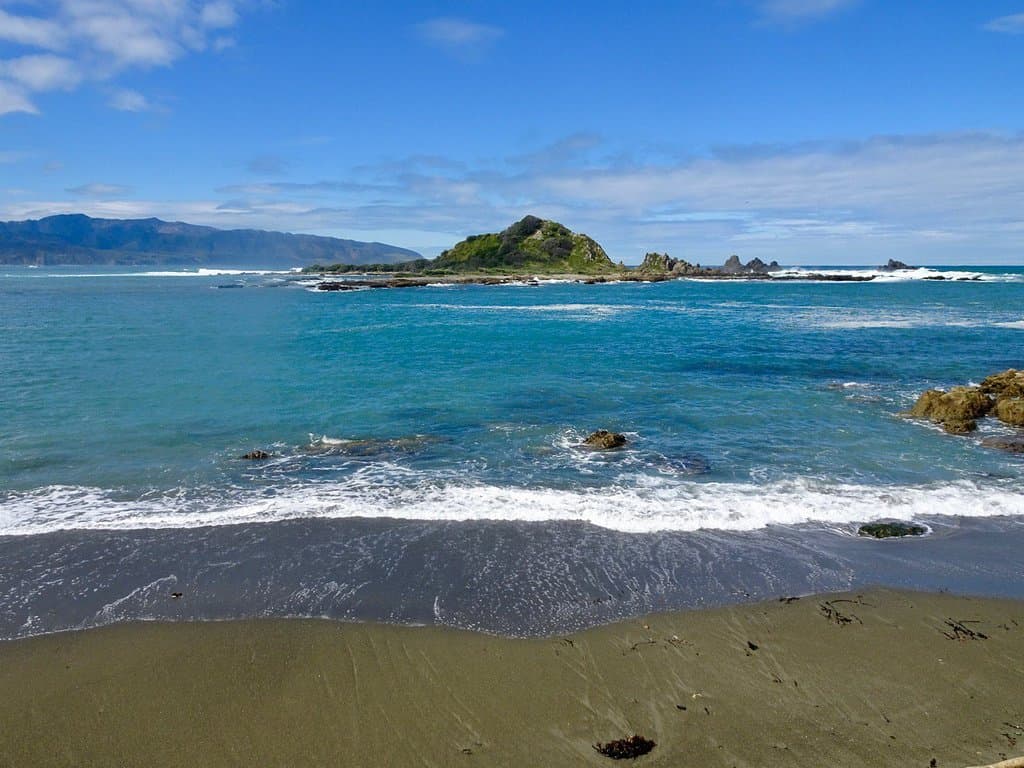 Another Beach Area, Directly Across from Taputeranga Island