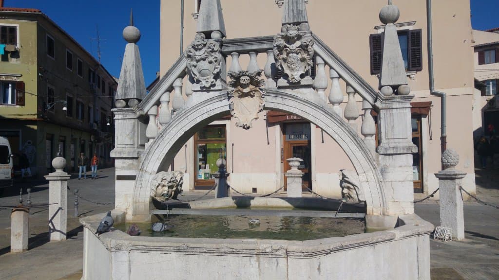 Da Ponte fountain