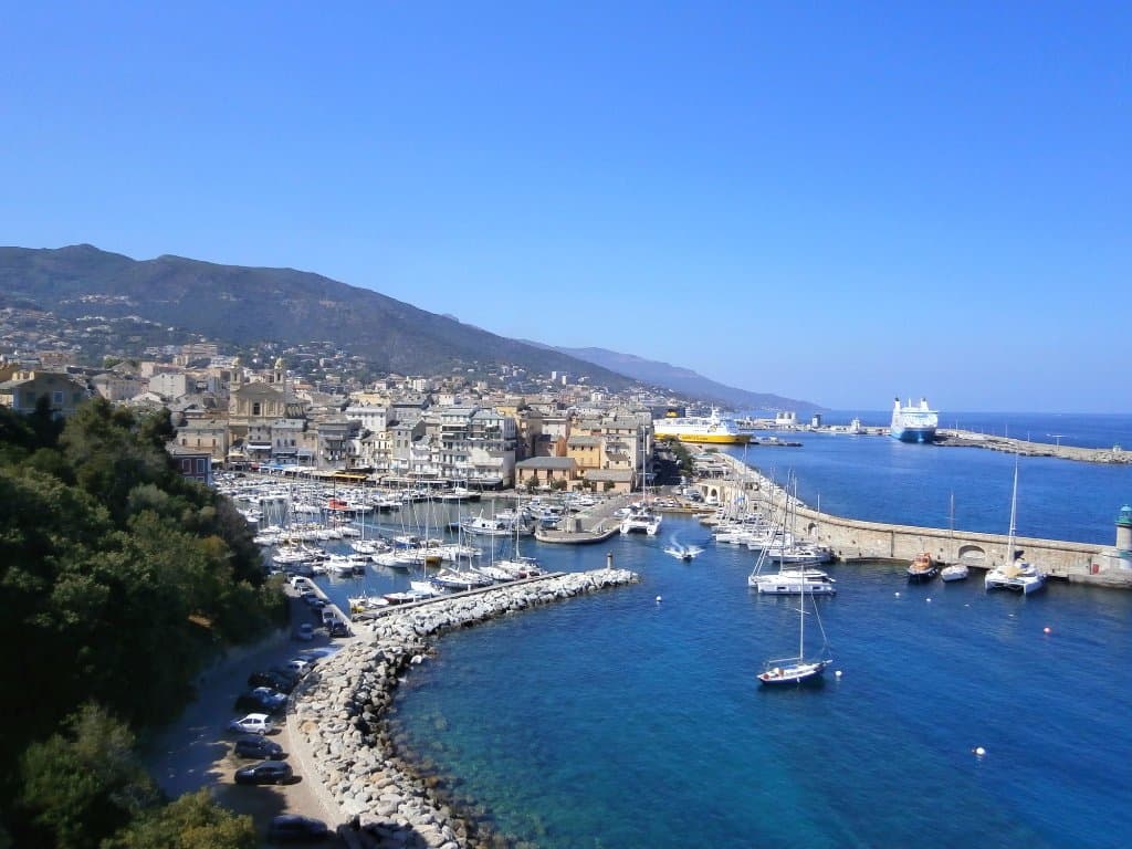 シタデルから見る旧港