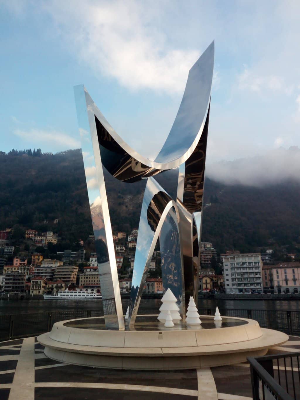 Panoramic Lake Vistas