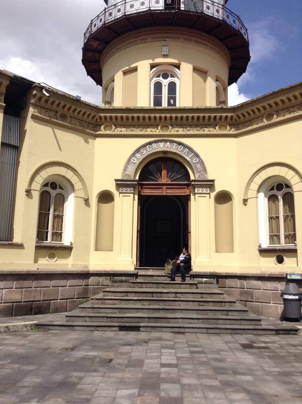 Simón Bolívar Statue