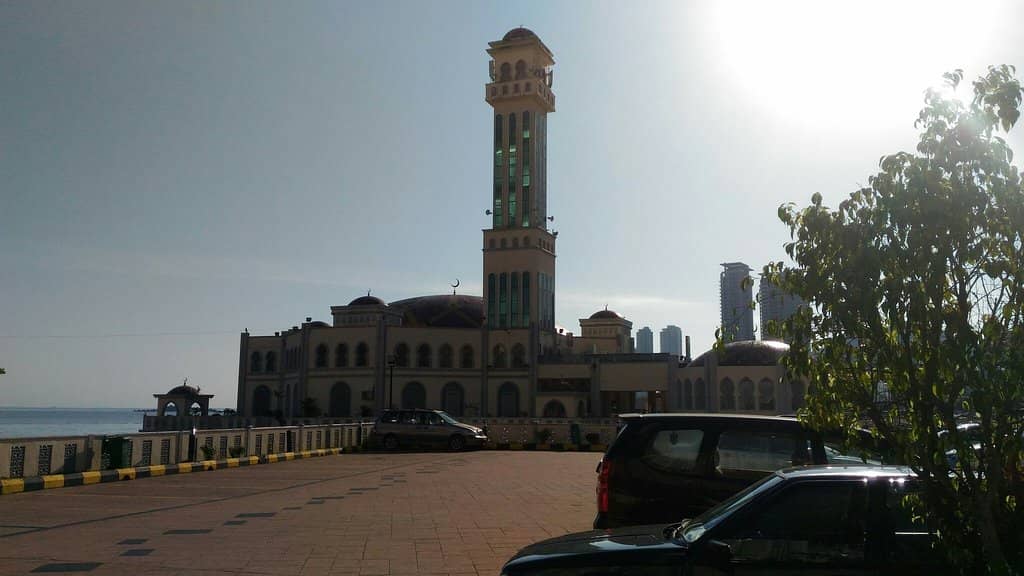 The Illusion of Floating