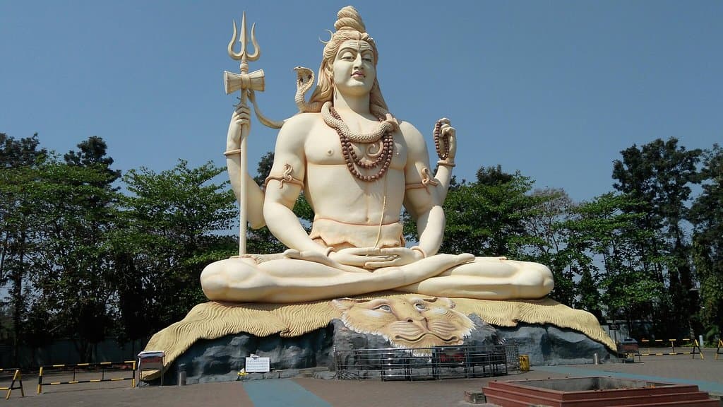Swami Vivekanand Park Shiva Statue
