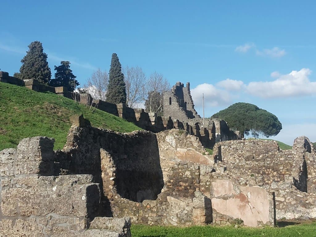 Herculaneum Gate Necropolis