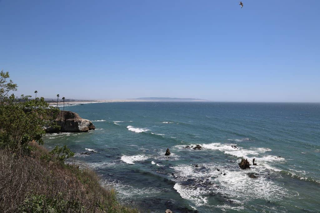 Oceanfront Bluffs & Sea Caves