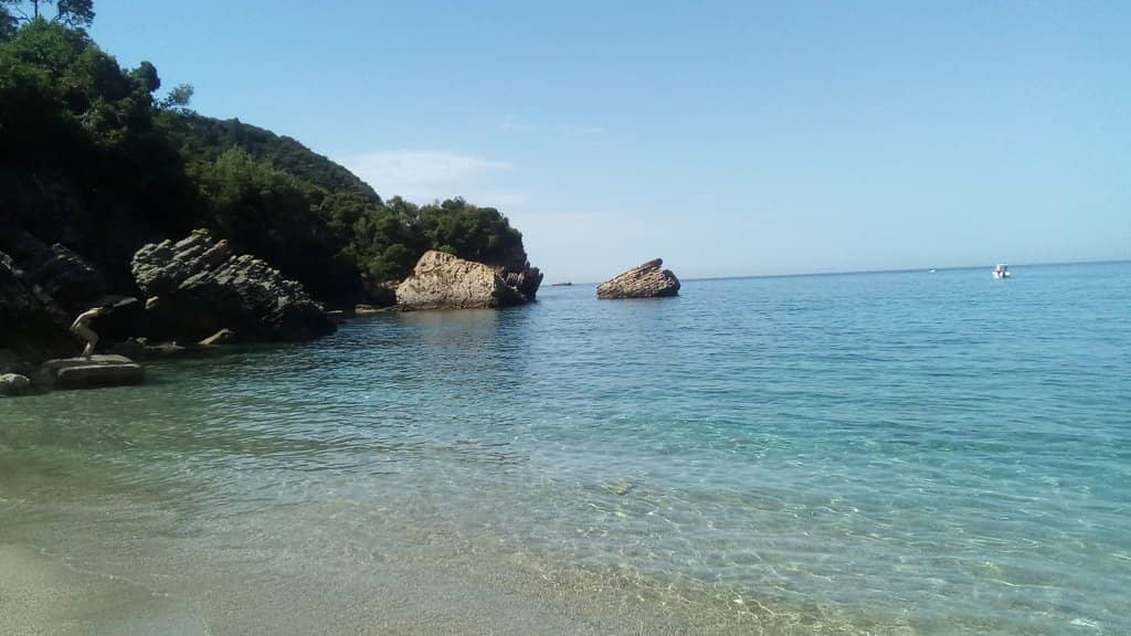 Rocky Outcrops for Jumping