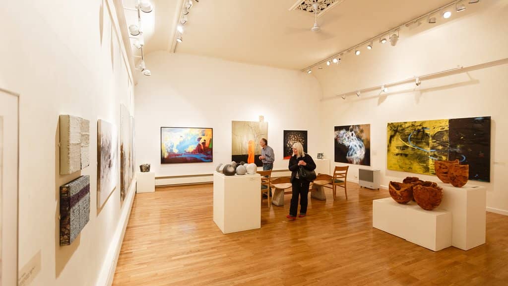 Engaging Contemporary Exhibitions