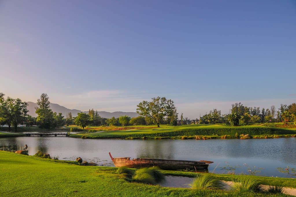 Hole 1 Par 4