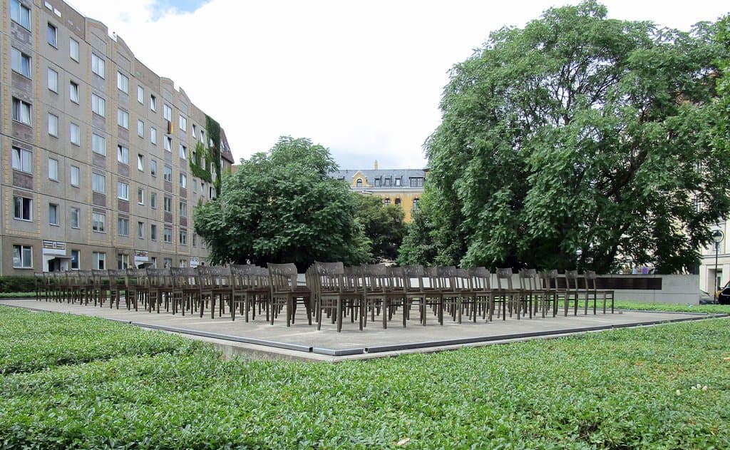 A simple, powerful memorial