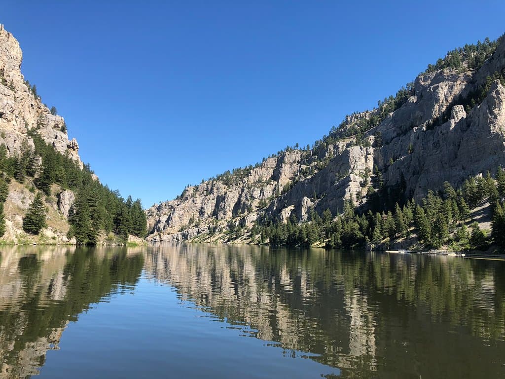 Gates of the mountains