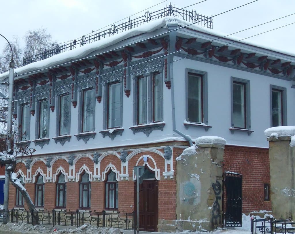 Усадьба Бревнова на Степана Разина 40