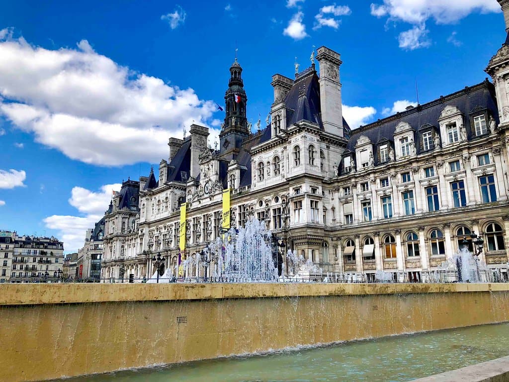 Hotel de Ville 6