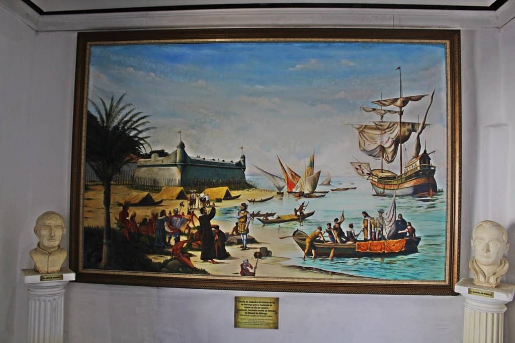 Thematic Rooms & Exhibits