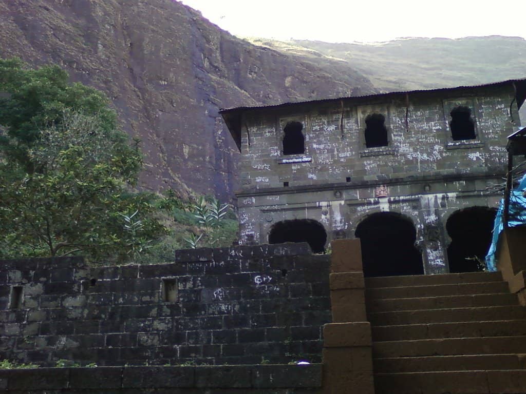 Reverse Waterfall Phenomenon