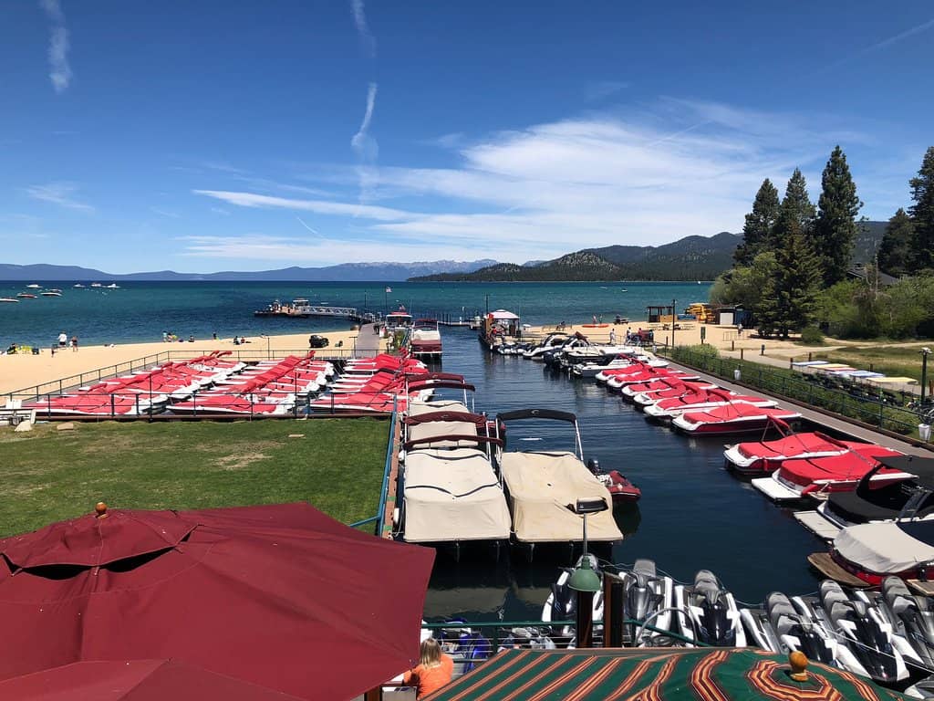 Artemis Lakefront Cafe