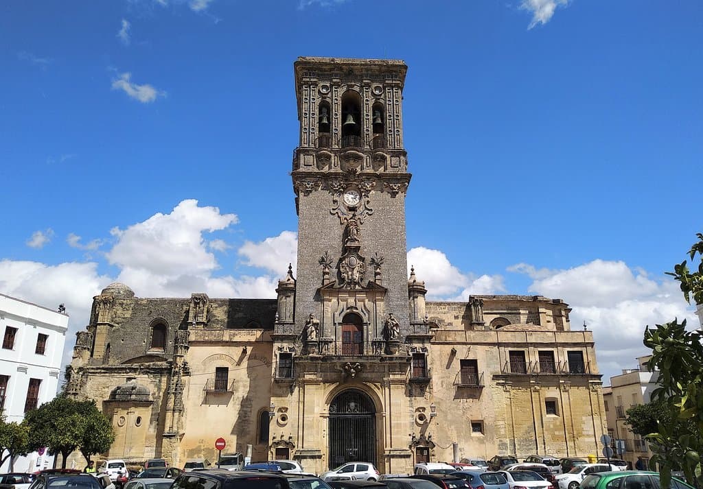 Fachada en la plaza del Cabildo