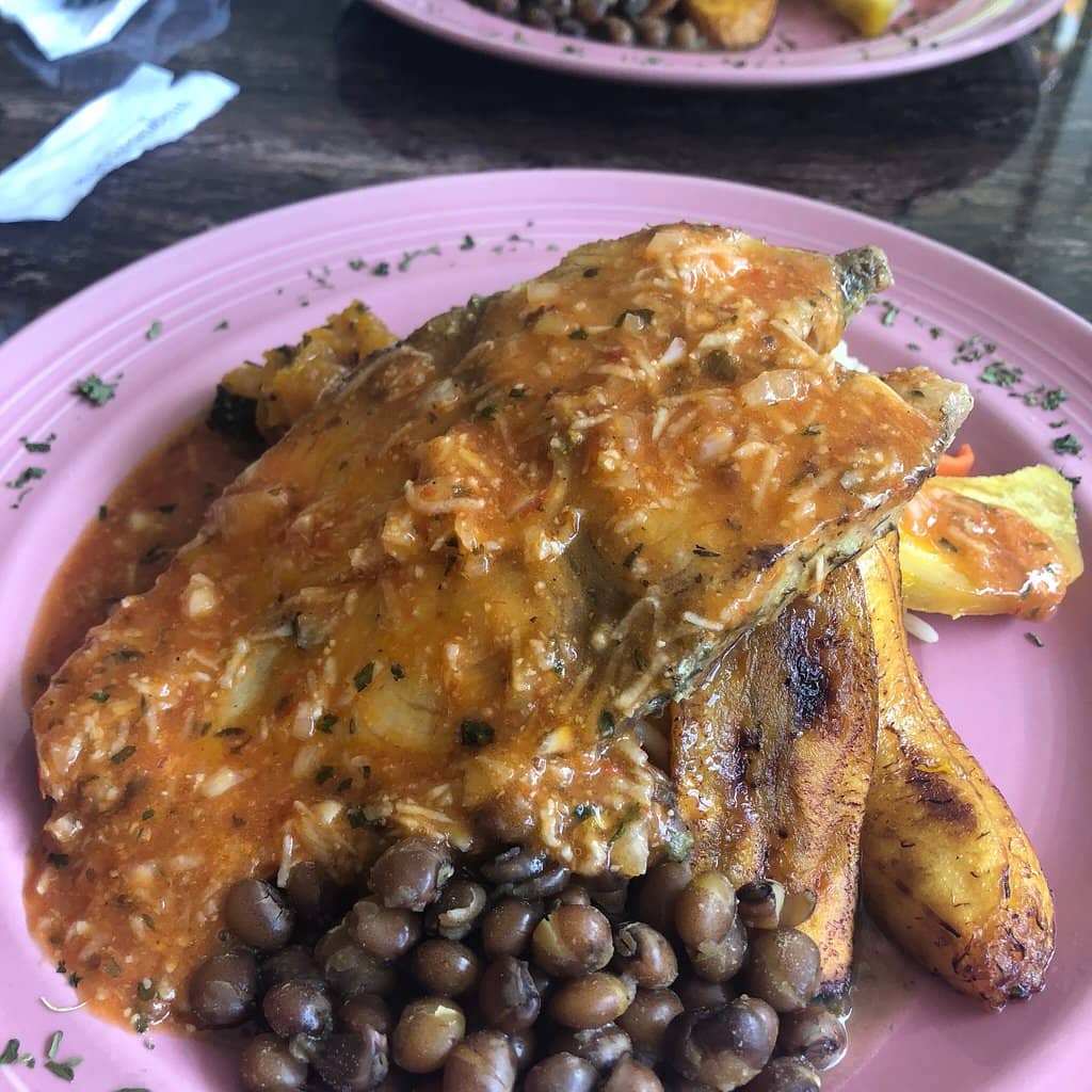 Generous Portions & Flavorful Sides