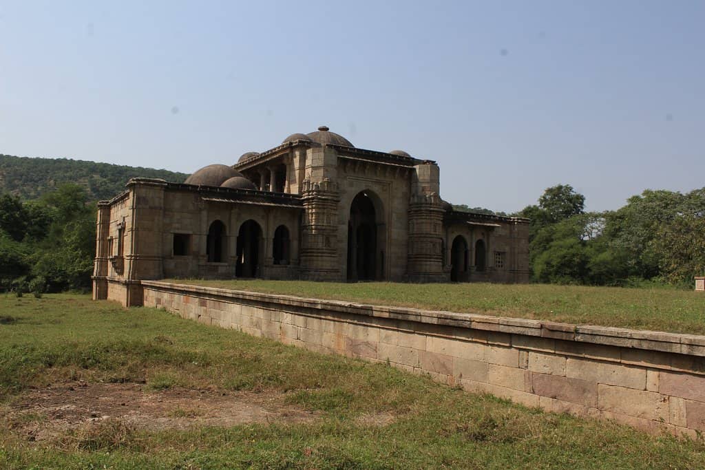 The Towering Minaret