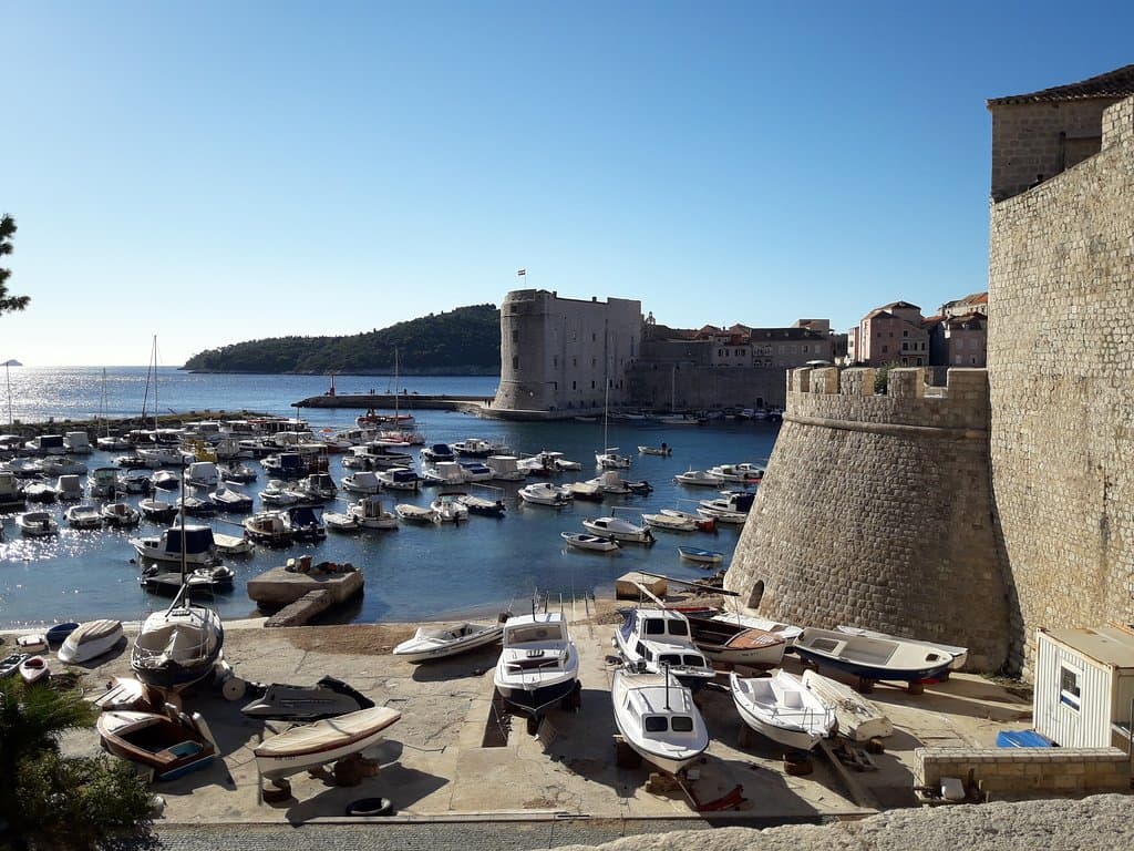 Vista sul vecchio porto.