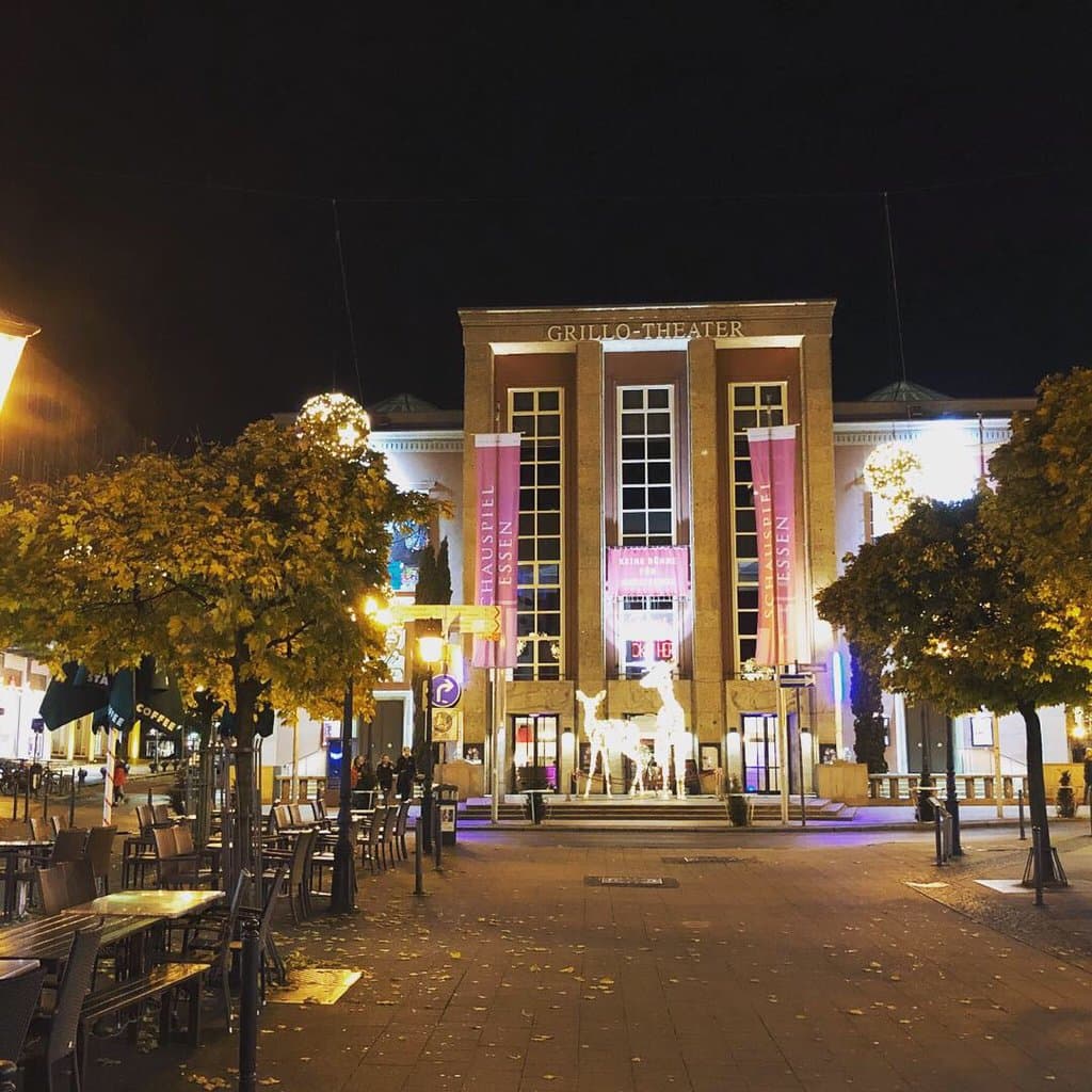 Es weihnachtet am Grillo-Theater