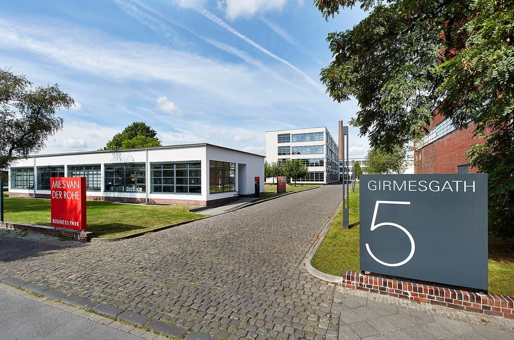 Speditionshaus und HE-Gebäude von Mies van der Rohe der ehemaligen Verseidag von 1931