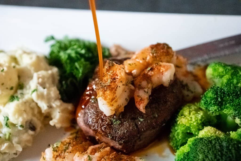 Live Music & Sunset Views