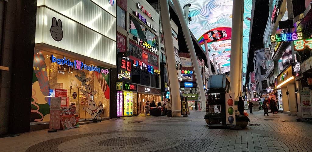 Euneungjeong Shopping District